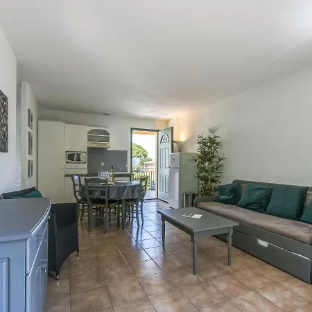 Apartment Le Jardin D'artemis-2 By Interhome Saint-Tropez